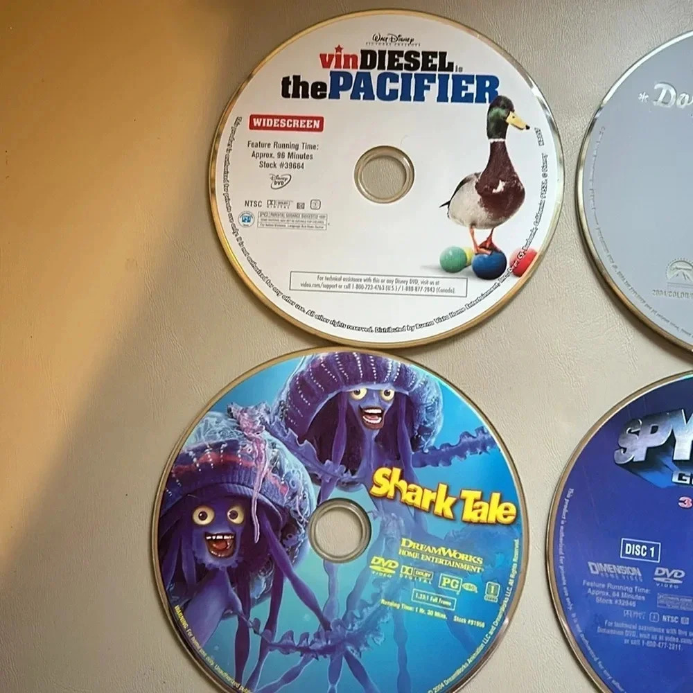 12 Random CD Movies with travel case most are probably vintage for 1 price - Picture 2 of 10